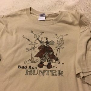 Hunting season is upon us!!! Men’s novelty tee cute.never worn